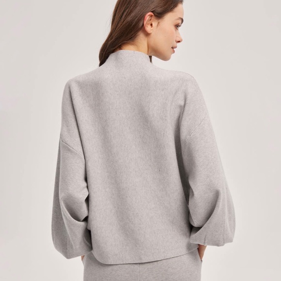 NAP LOUNGE Crew-Neck Sweatshirt - Picture 2 of 6